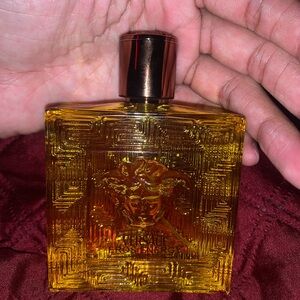 Versace Bright Yellow Packaging